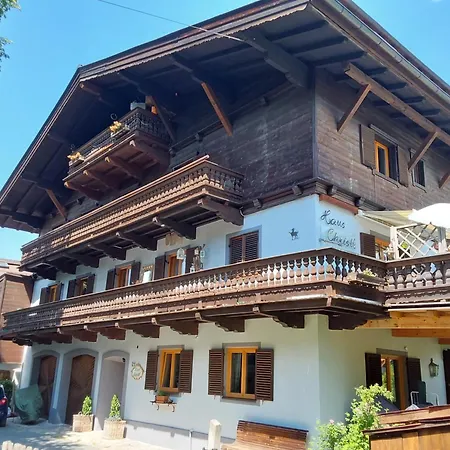 Christl, Haus 4*